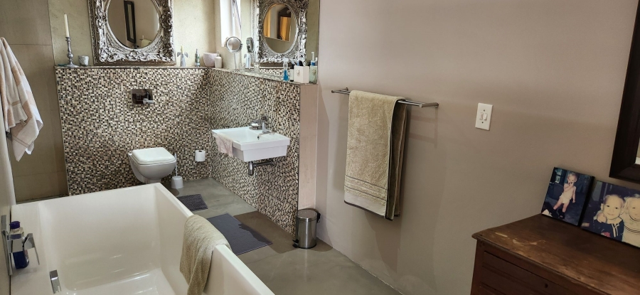 To Let 3 Bedroom Property for Rent in Kleinmond Western Cape